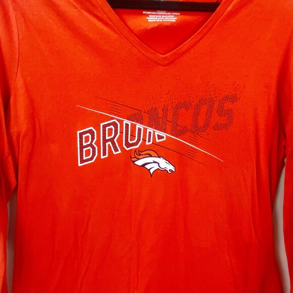 2/$30 Denver Broncos NFL Team Apparel Large Womens Football V-Neck T-Shirt - Picture 3 of 8